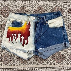 High waisted Levi’s jean shorts